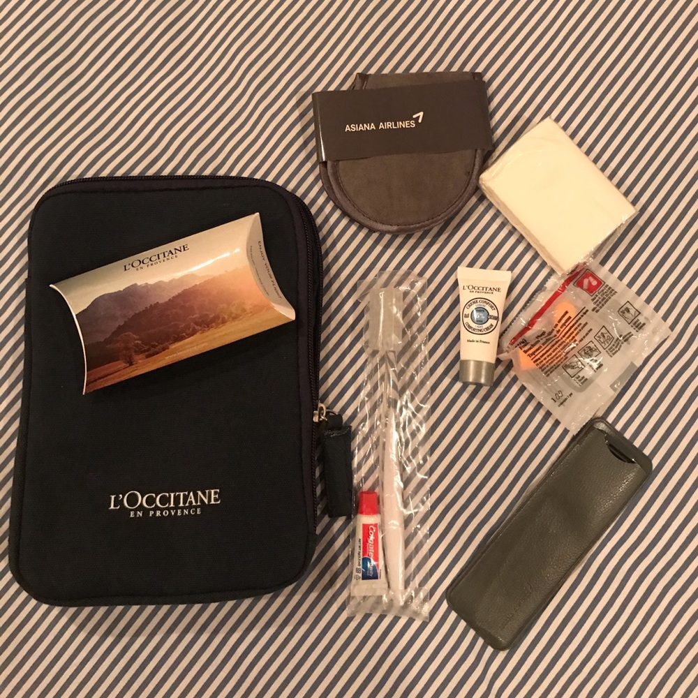 L’Occitane travel kit